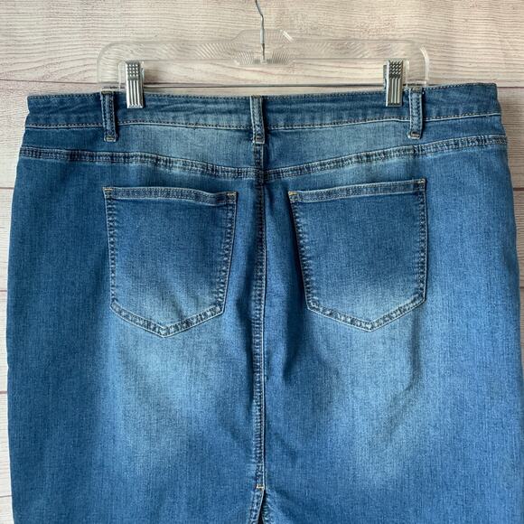 Westport 1962 Denim Jean Skirt with Embroidered Flowers Size 16 - Picture 5 of 13